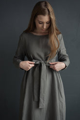 🌿 "Effortless Linen Maxi Dress – Gray & Black with Belt & Pockets | Comfort Meets Style!" 🌿| شيبه السيمبل
